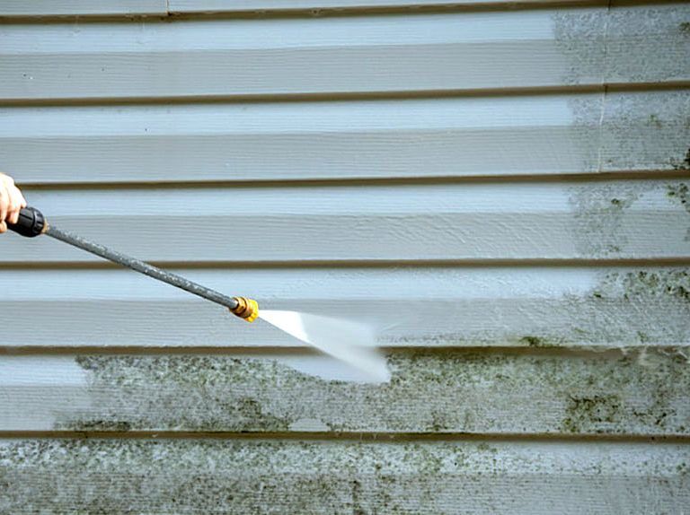 Gutter-Cleaning-Neus-Power-Washing-sq-001 cropped